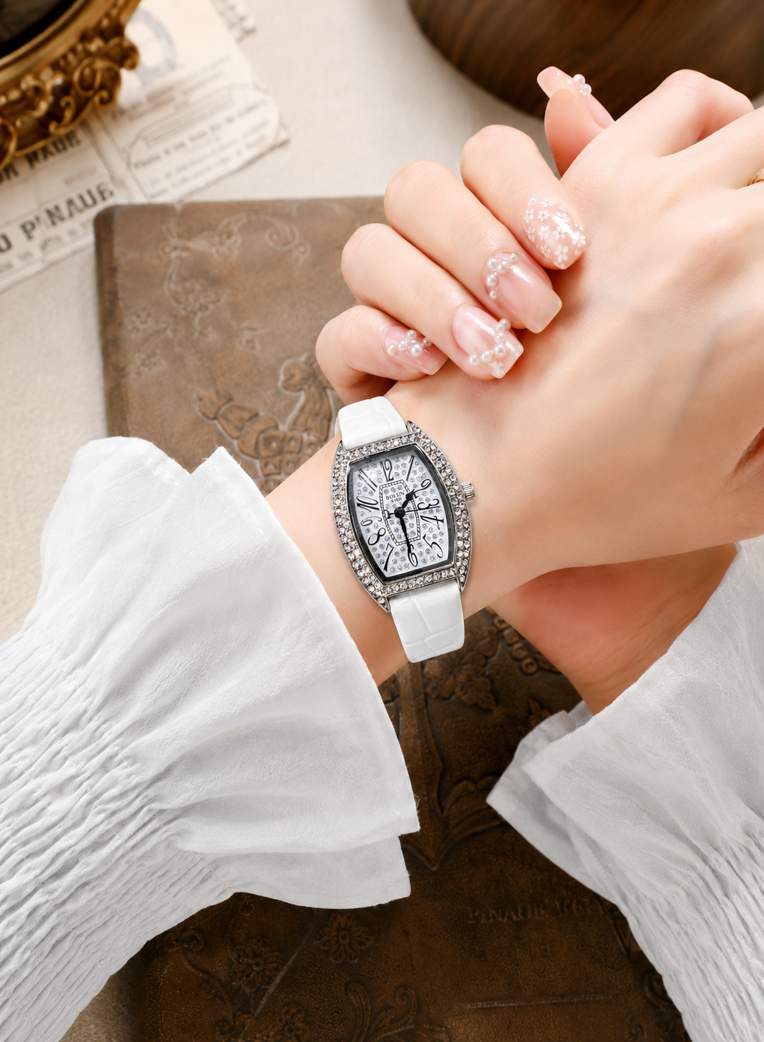 LUXURY Crystal Ladies Watch