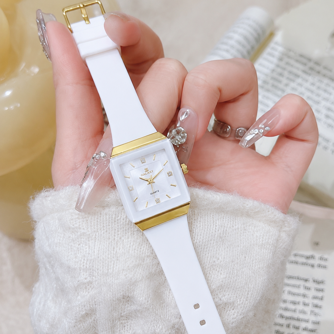 PREMIUM Gold-Tone Ladies Watch